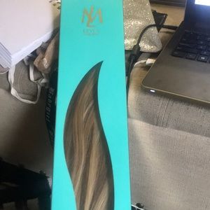 20" CLIP-IN EXTENSIONS [HIGHLIGHT EDITION]